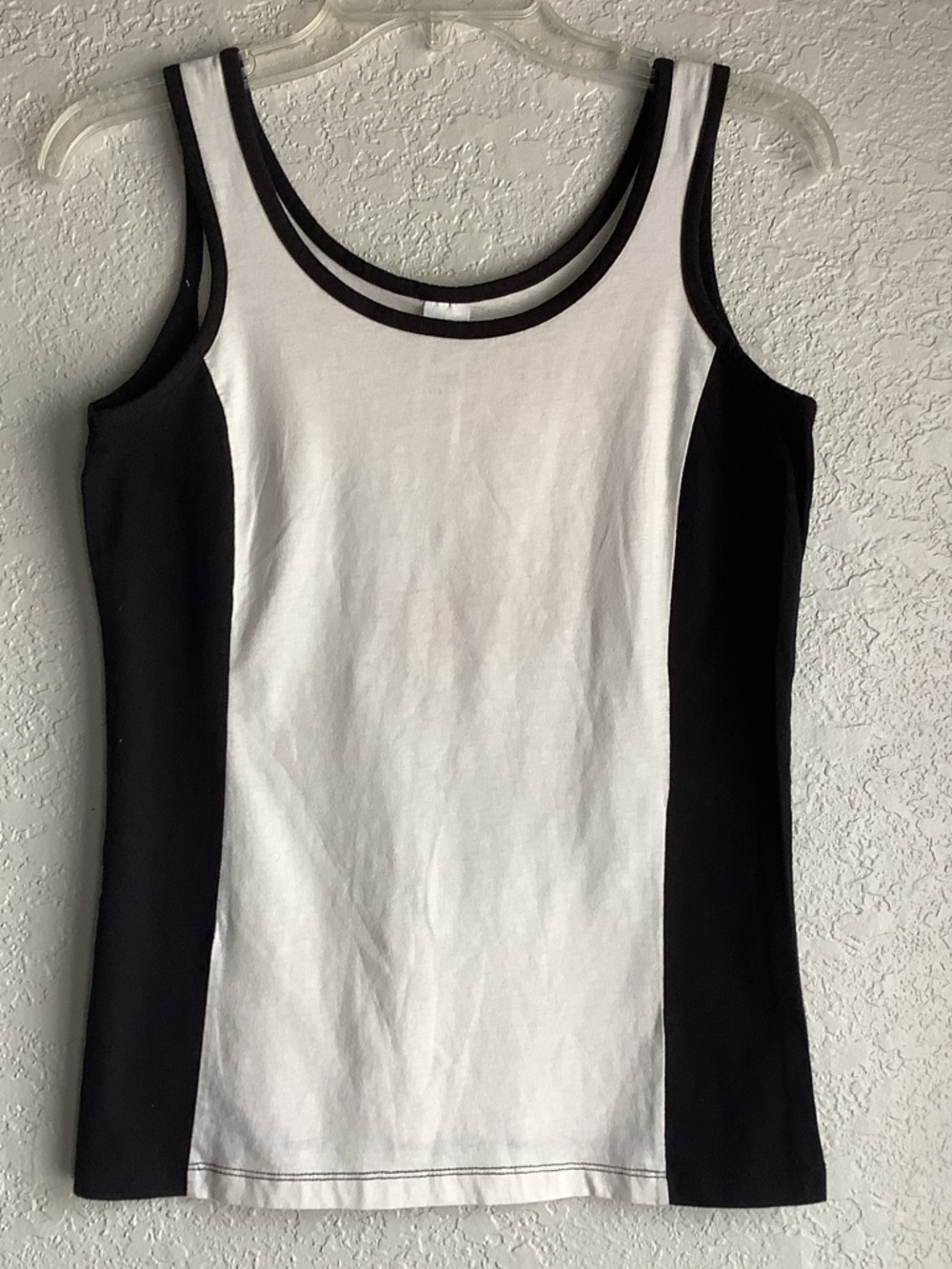 Women's Black and White Colorblock Tank Top - Sleeveless Scoop Neck